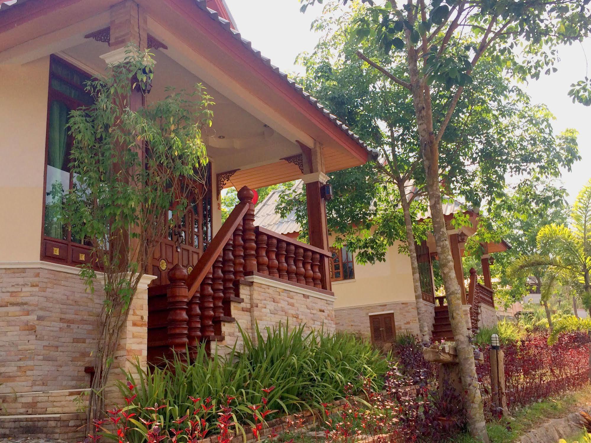 Mont Goei Pai Hotel Ngoại thất bức ảnh